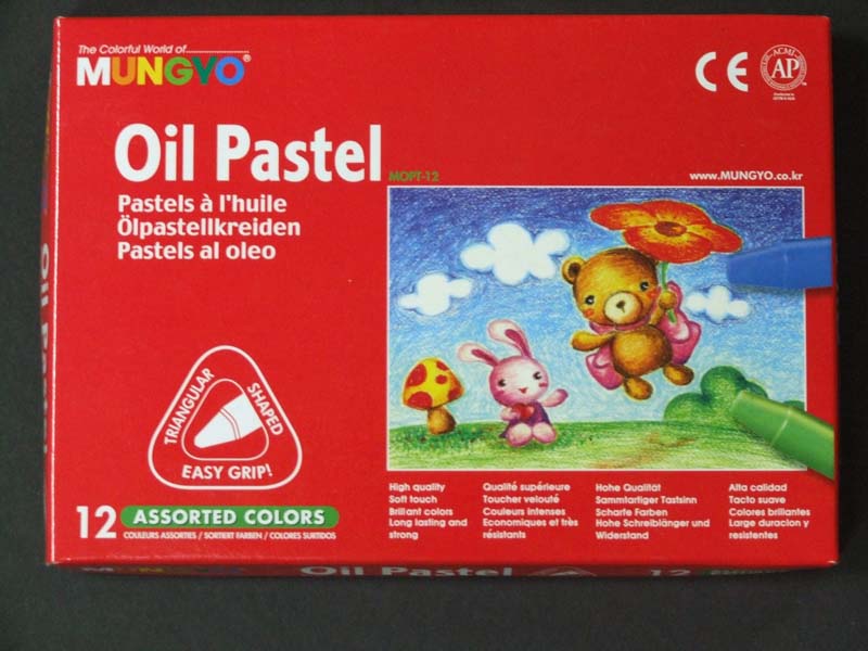 MUNGYO OIL PASTELS TRIANGULAR 12S